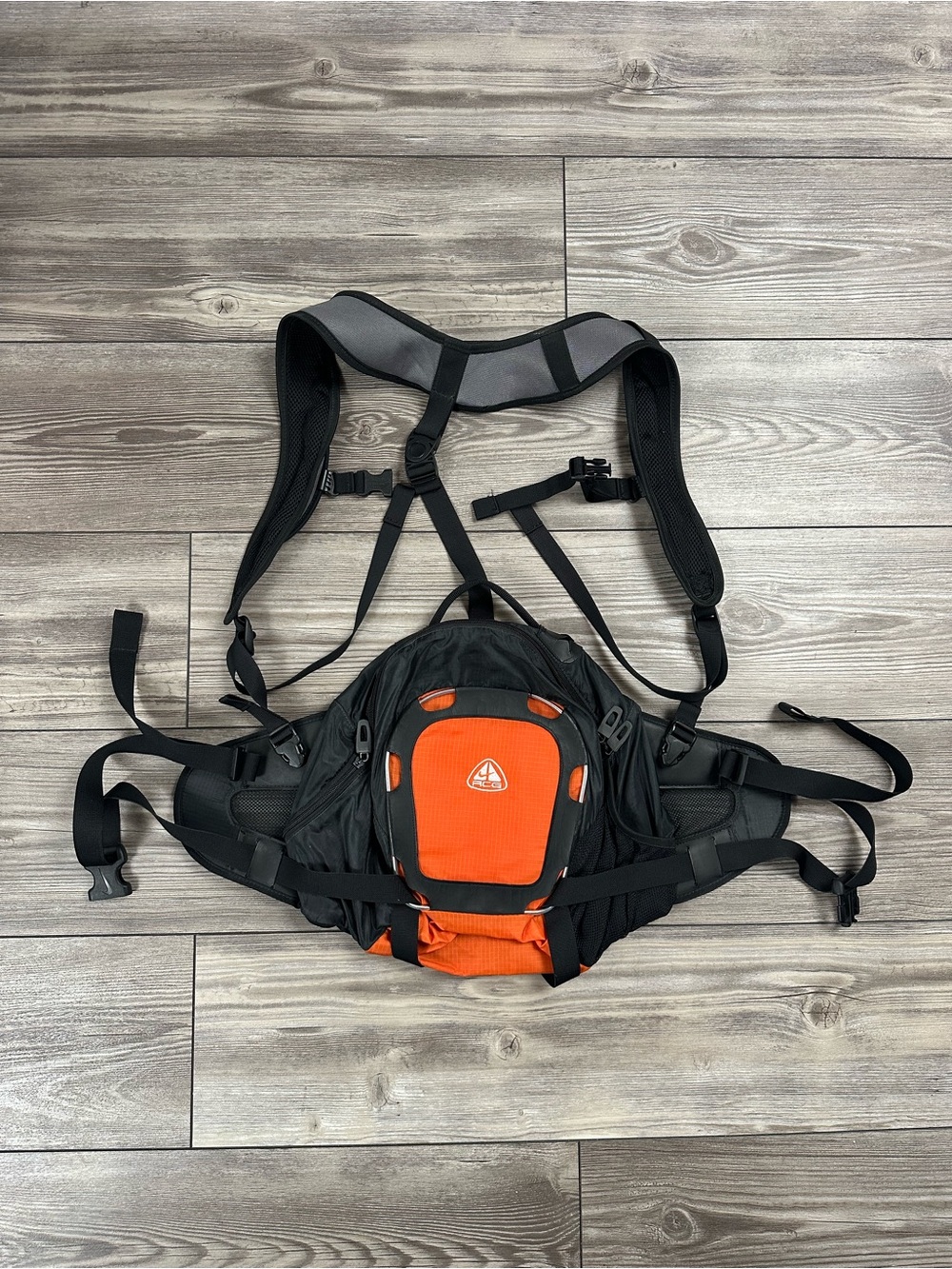 Y2K Nike ACG Hiking Backpack